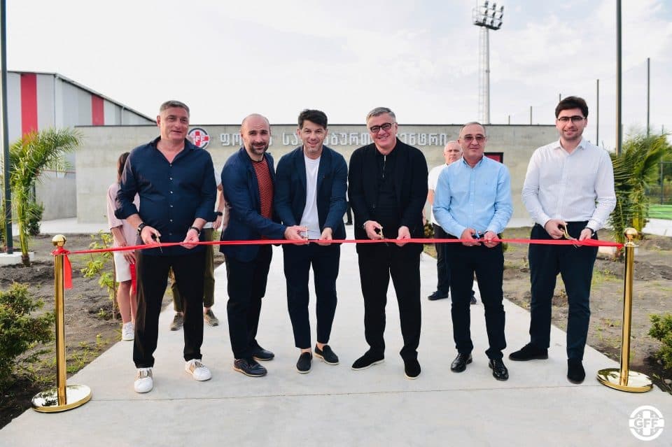 ფოთში საფეხბურთო ცენტრი გაიხსნა