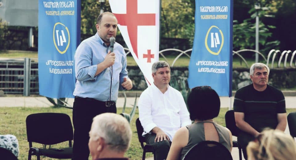 ჩიქოვანი: მოსახლეობა სწორად აფასებს იმ სამუშაოებს, რაც ჩვენი ხელისუფლების პირობებში განხორციელდა