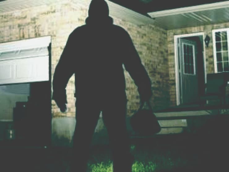 ქურდობა სოფელ ნოჯიხევში – წაღებულია თხილი და საკვები პროდუქტები