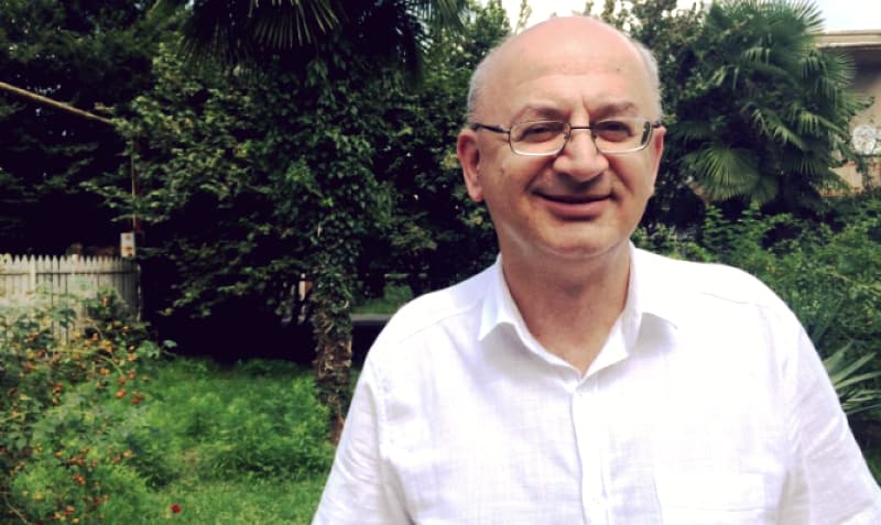 “ნაციონალებმა” ზუგდიდში დეპუტატობის კანდიდატად კარანტინში მყოფი მალხაზ ჯალაღონია წარადგინეს