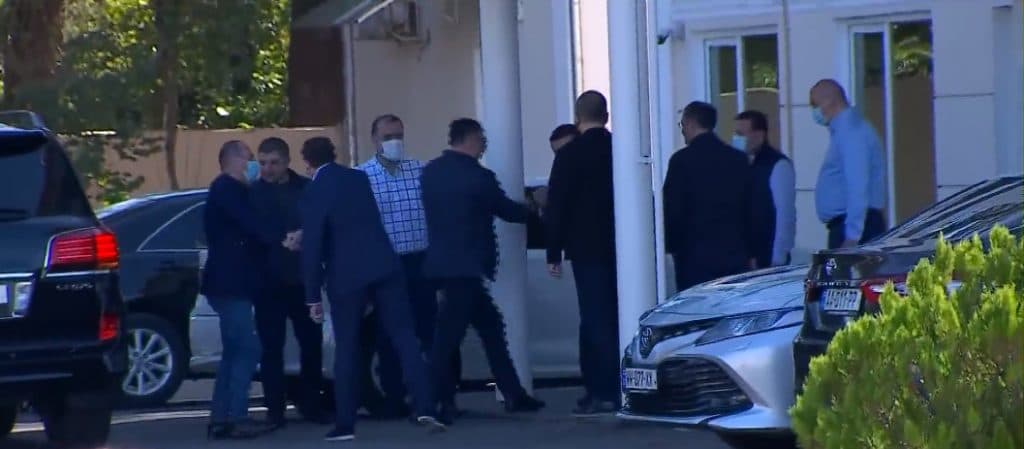 შს მინისტრი ვახტანგ გომელაური ისევ ზუგდიდშია - image 2