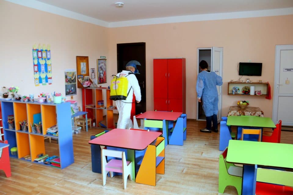 ხობის საბავშვო ბაღებში სადეზინფექციო სამუშაოები ჩატარდა