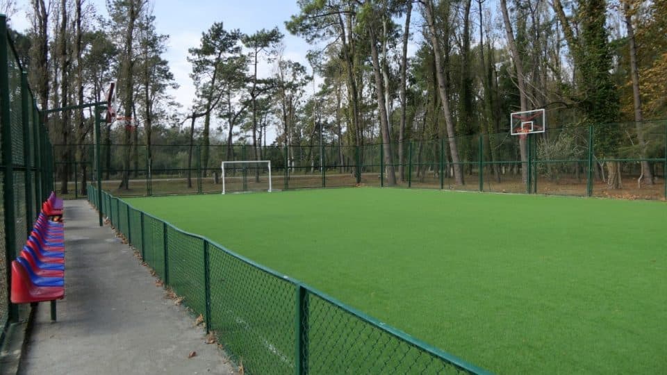 ქალაქ ფოთის მუნიციპალიტეტში, 9 სხვადასხვა ლოკაციაზე მინი- სპორტული მოედნების მოწყობა მიმდინარეობს