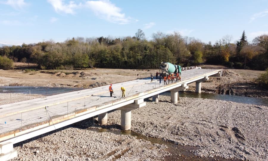 მდინარე ჭანისწყალზე ხიდის მშენებლობა აქტიურად მიმდინარეობს