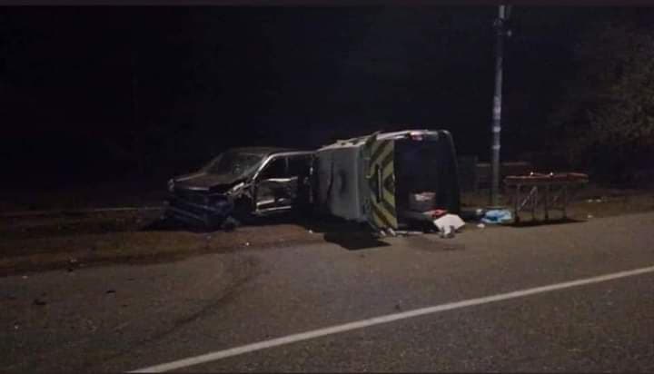 ჩხოროწყუ-მუხურის გზაზე სასწრაფო დახმარების ავტომანქანა ავარიაში მოჰყვა – არიან დაშავებულები