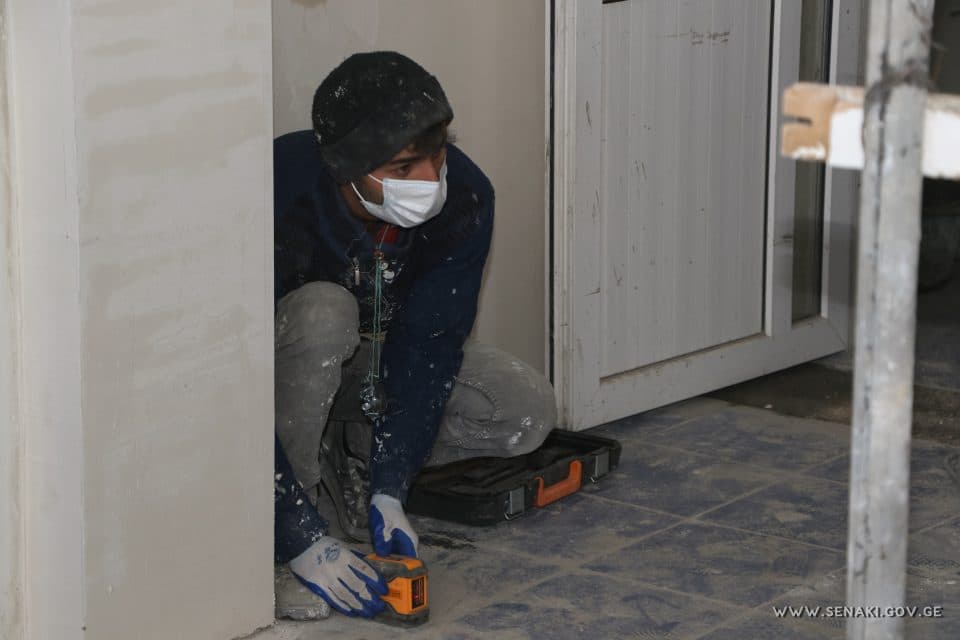 სენაკში აქტიურად მიმდინარეობს სამშობიარო სახლის სარეაბილიტაციო სამუშაოები