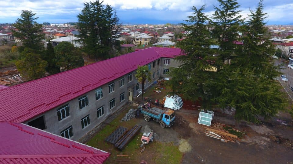 ზუგდიდში 5 საჯარო სკოლის სრული რეაბილიტაცია მიმდინარეობს