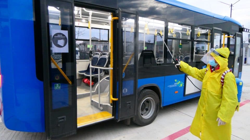 ფოთში საზოგადოებრივი ტრანსპორტი სპეციალური სადეზინფექციო ხსნარებით მუშავდება