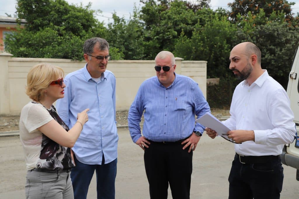 რეგიონული პოლიტიკისა და თვითმმართველობის კომიტეტის წევრები სამეგრელოში მიმდინარე პროექტებს გაეცნენ - image 2