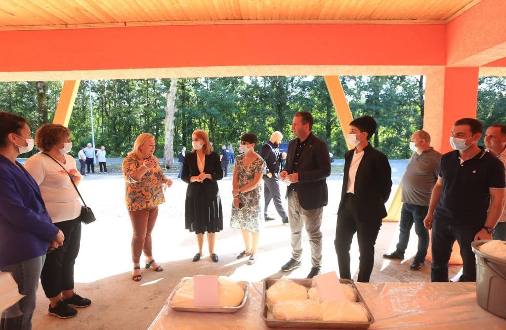 აბაშაში UNDP-სთან თანამშრომლობით აგრობაზარი გაიხსნა - image 2