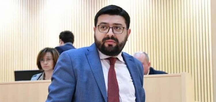 დიტო სამხარაძე – ვინ გაყვა მაზაკვალი-გახარიას?