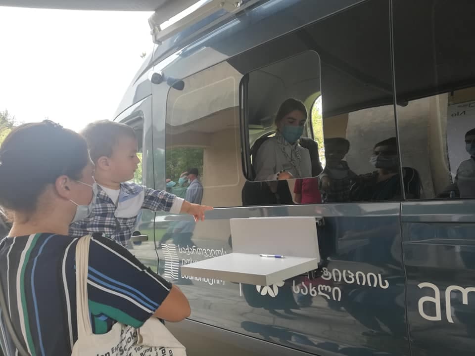 „მობილური იუსტიციის სახლი“-ს საპილოტე რეჟიმით დღეს სოფელ ცაიშში ისარგებლეს - image 4