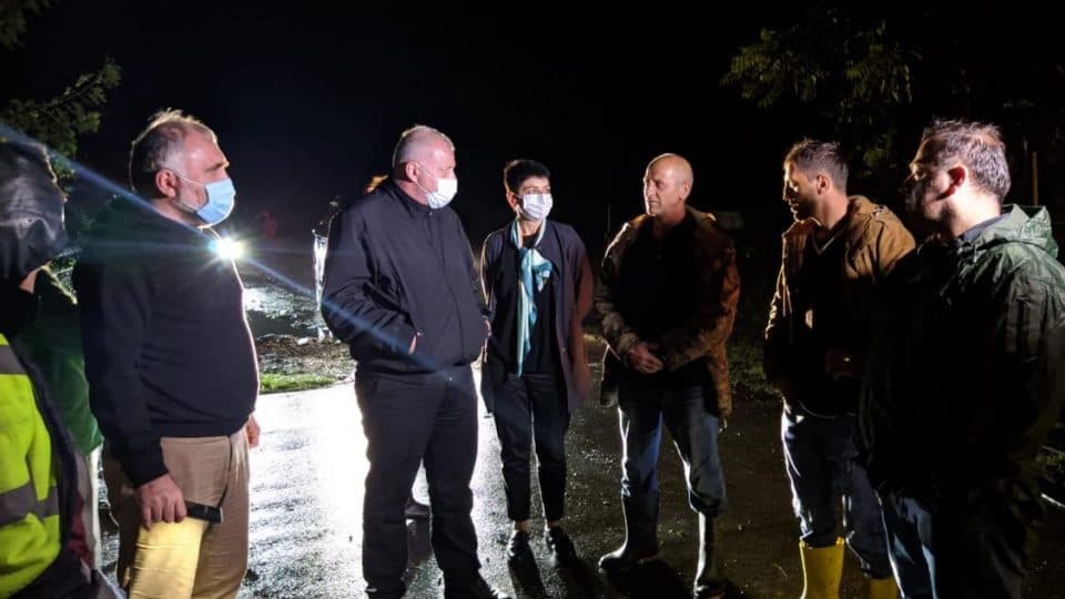 გიორგი გუგუჩია: შავღელესა და ფოთში ქარისგან დაზარალებულ მოსახლეობას სახელმწიფო დაეხმარება