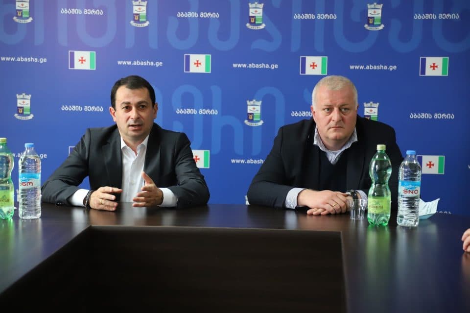 აბაშის ახალი მერი მუშაობას შეუდგა