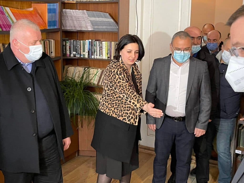 ზუგდიდის მეორე საჯარო სკოლაში „ავსტრიული კუთხე“ გაიხსნა - image 3