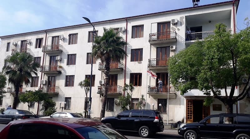 ფოთში, ხანძრის შედეგად დაზარალებულ ოჯახებს ფოთის მერია დახმარებას გაუწევს