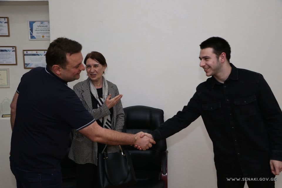 წარმატებული სენაკელი ახალგაზრდა გიგი გუგუნავა ჰოფსტრას უნივერსიტეტის ასტროფიზიკის ფაკულტეტის სტუდენტი გახდა