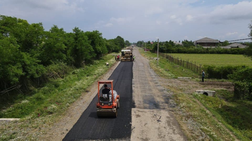 ახალსოფლისა და შუა ხორგის ადმინისტრაციული ერთეულების დამაკავშირებელი გზის რეაბილიტაცია მიმდინარეობს
