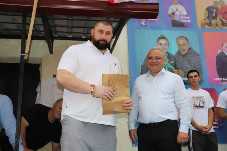 რიყეში ძალოსნობის დარბაზს საქართველოს დამსახურებული მწვრთნელის ავთანდილ გახოკიძის სახელი მიენიჭა