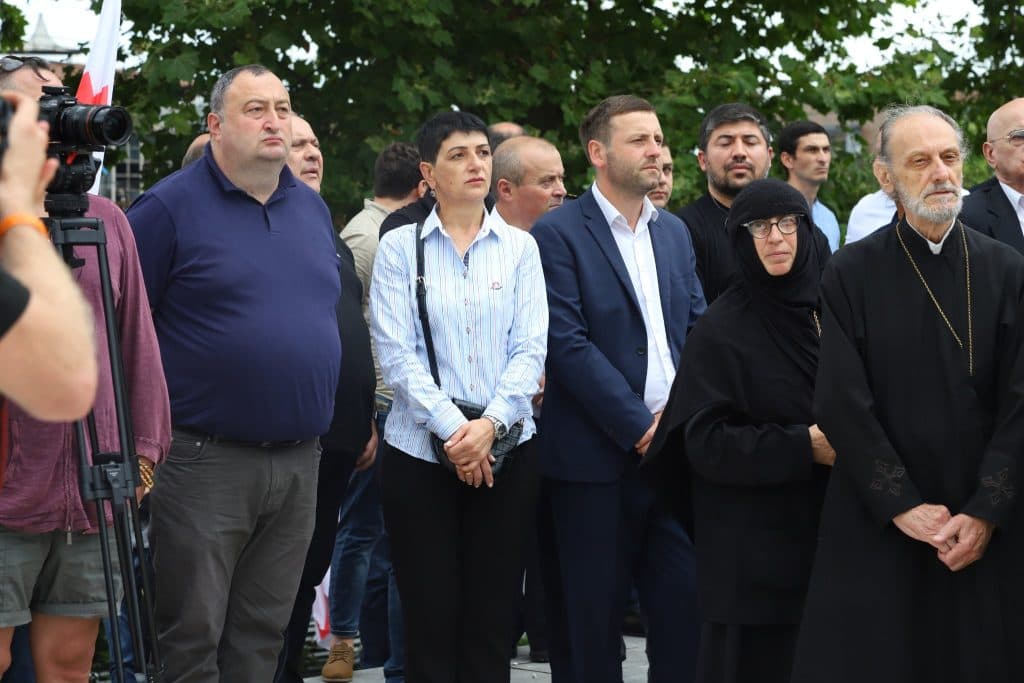 ზუგდიდში, ფრანგულ პარკში საქართველოს ეროვნული გმირის გენო ადამიას ბიუსტი გაიხსნა - image 3