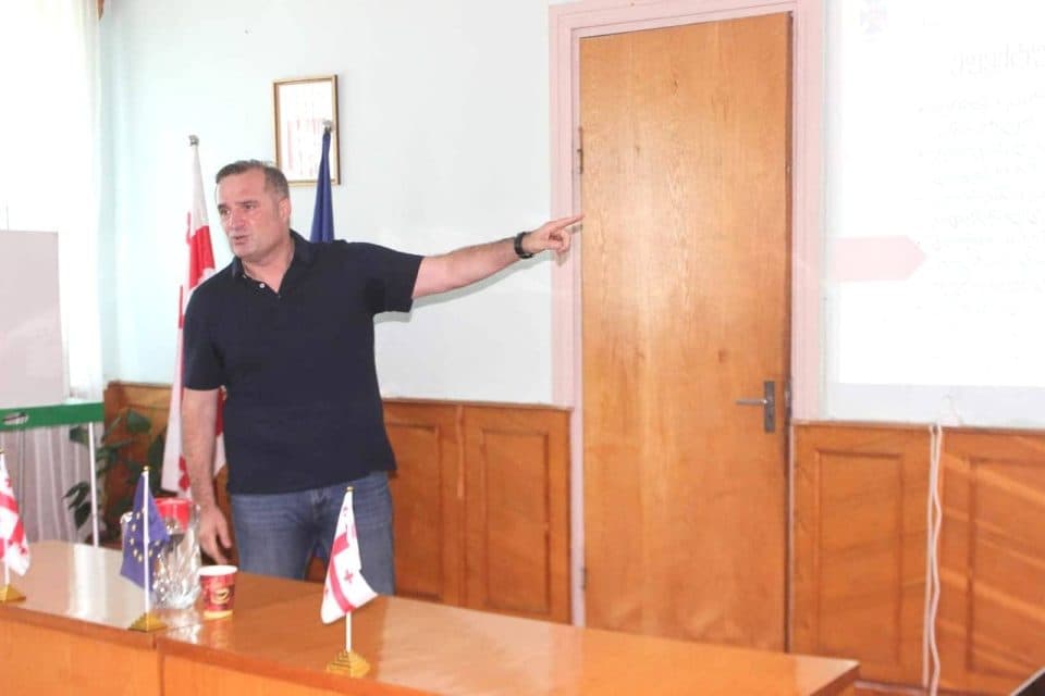 წალენჯიხის მუნიციპალიტეტის მერმა გიორგი ხარჩილავამ გაწეული მუშაობის შესახებ ანგარიში წარადგინა