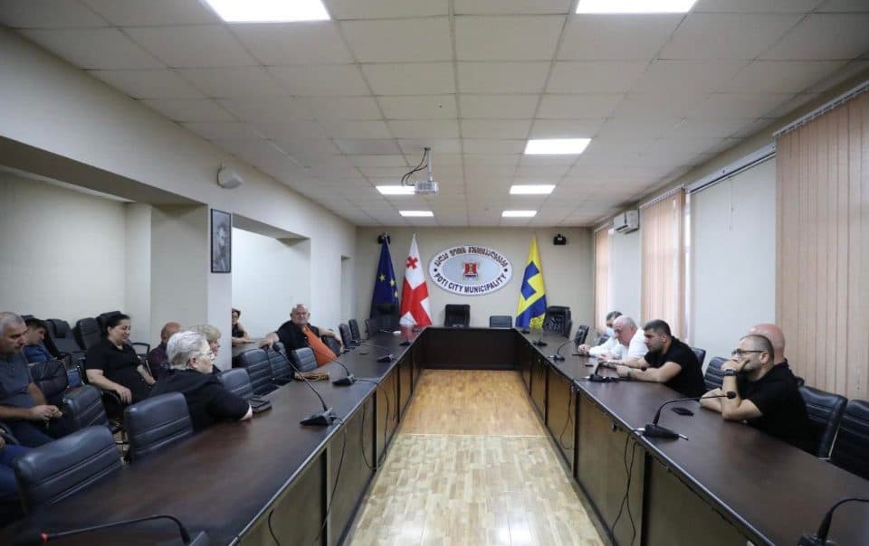მთავრობა ფოთში ჯავახიშვილის ქუჩის 30-ში მცხოვრებლებს ალტერნატიული ფართით უზრუნველყოფას ან ფულად ანაზღაურებას სთავაზობს