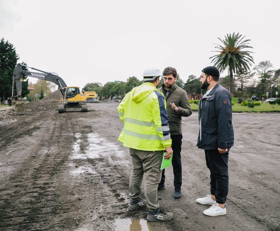 ფოთში ნიკოლაძის სანაპიროზე გზის სრული რეაბილიტაცია დაიწყო