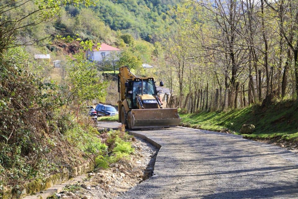 მარტვილის მერი საგზაო ინფრასტრუქტურის სამუშაოებს გაეცნო