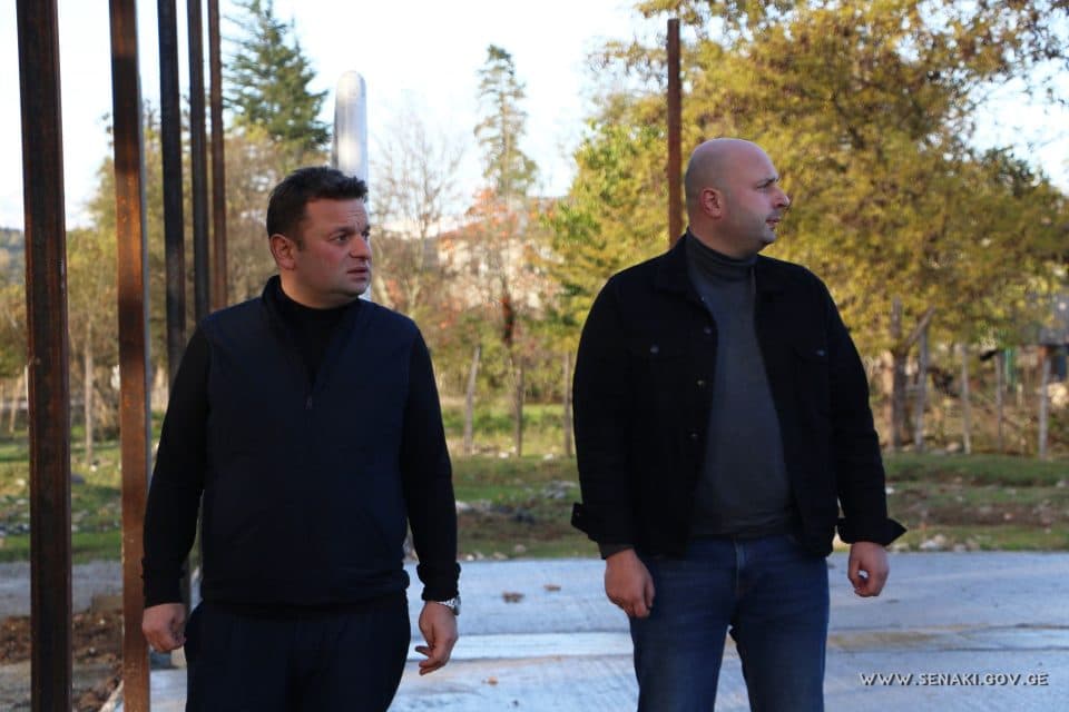 სენაკის მერი სოფლის მხარდაჭერის პროგრამის ფარგლებში მიმდინარე სამუშაოებს გაეცნო