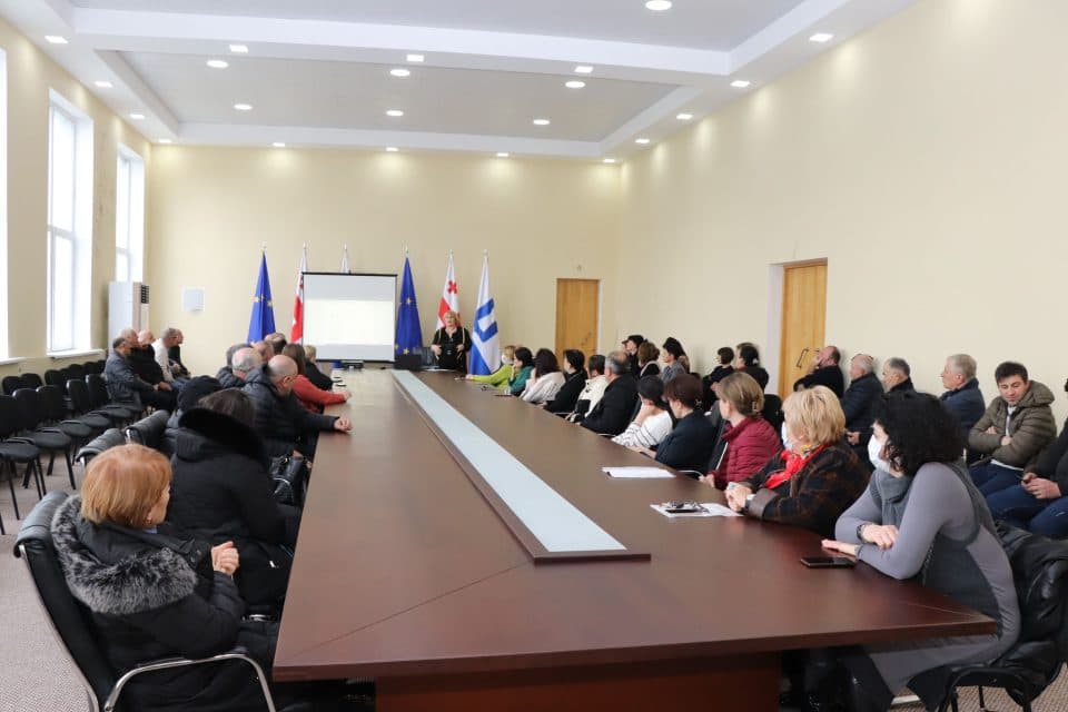 ხობის მუნიციპალიტეტის სოციალური და ჯანდაცვის 2023 წლის მუნიციპალური პროგრამების პროექტის პრეზენტაცია