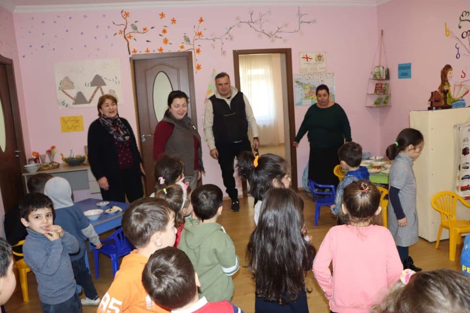 წალენჯიხაში საბავშვო ბაღების კალორაჟი იზრდება