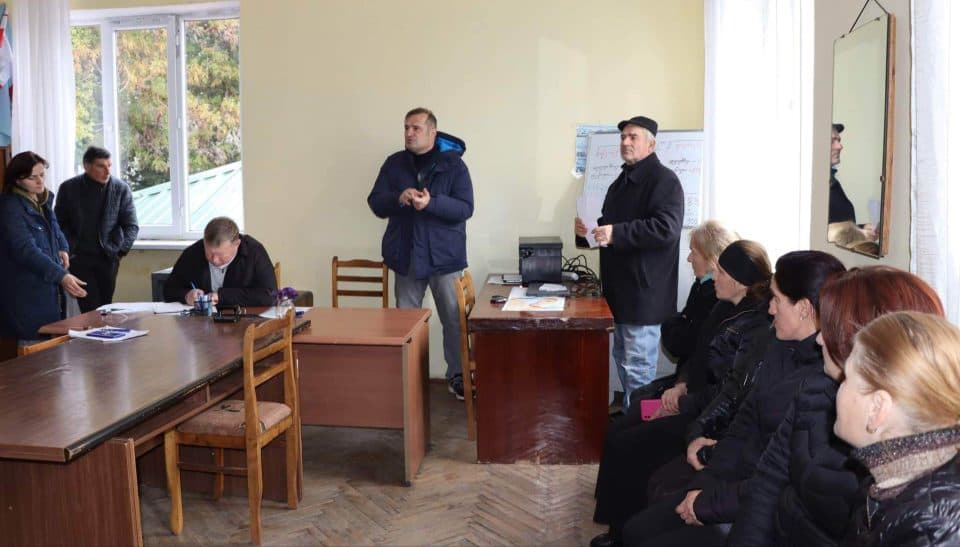 სოფლის მხარდაჭერის პროგრამის ფარგლებში ჭალესა და მუჟავაში შეხვედრები გაიმართა