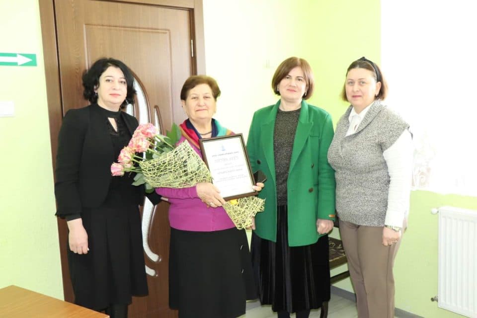 ხეთის საბავშვო ბაღის ფსიქოლოგს ხანგრძლივი და ნაყოფიერი საქმიანობისთვის მადლობა გადაუხადეს