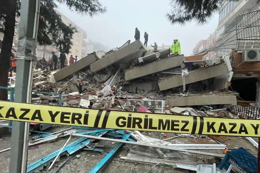 თურქეთში მომხდარი დამანგრეველი მიწისძვრიდან 1 თვე შესრულდა