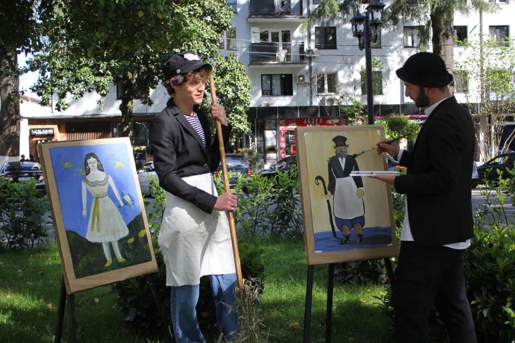 ფიროსმანის დაბადების დღეს ზუგდიდში მისი გმირები გააცოცხლეს [ფოტო რეპორტაჟი] - image 5