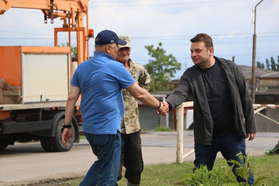 სენაკის მერი სტიქიის ობიექტებზე მიმდინარე სამუშაოებს გაეცნო