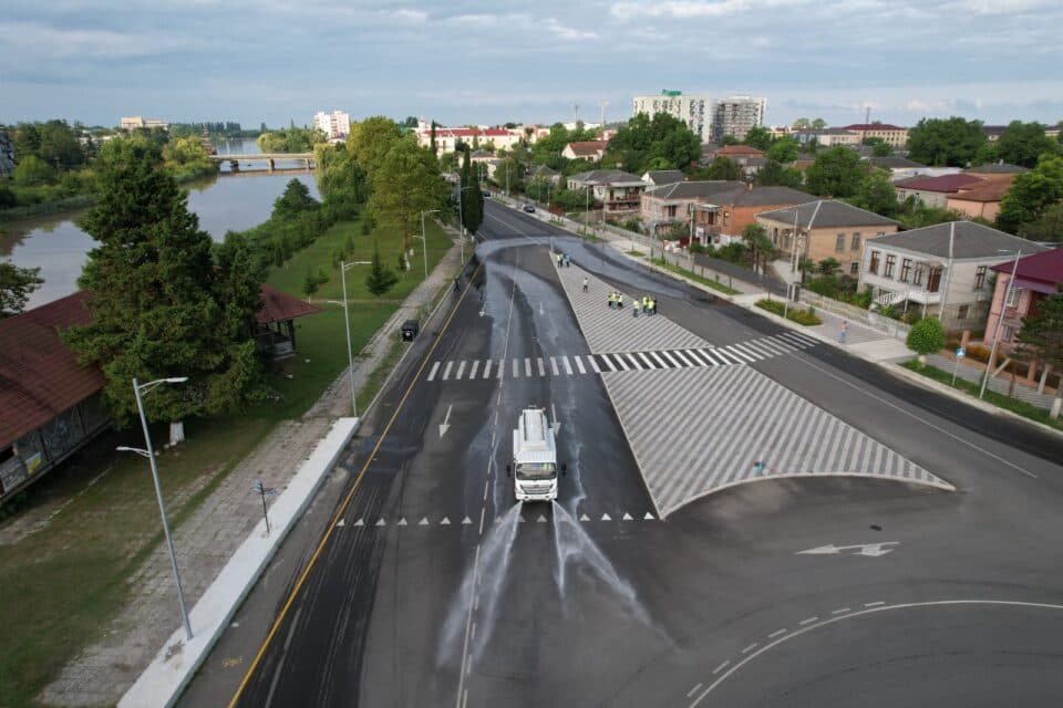 ფოთის მერი: „ქალაქის სისუფთავეზე ზრუნვა ფოთის მუნიციპალიტეტის ერთ-ერთი პრიორიტეტია“