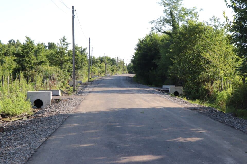 ხობის მუნიციპალიტეტის სოფელ კუთხე ნოჯიხევში გზის მოწყობა დასრულდა