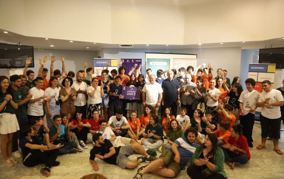 ზუგდიდის მერიისა და ტექნოპარკის თანამშრომლობით ანაკლიაში პირველი ტექნოლოგიური ბანაკი ჩატარდა