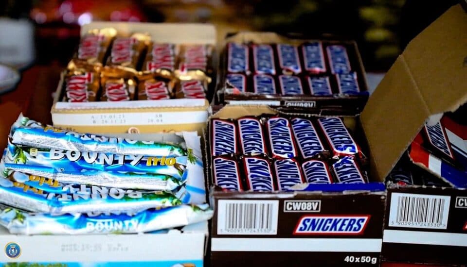 საქართველოში ადამიანისთვის საშიში გაყალბებული შოკოლადები ამოიღეს