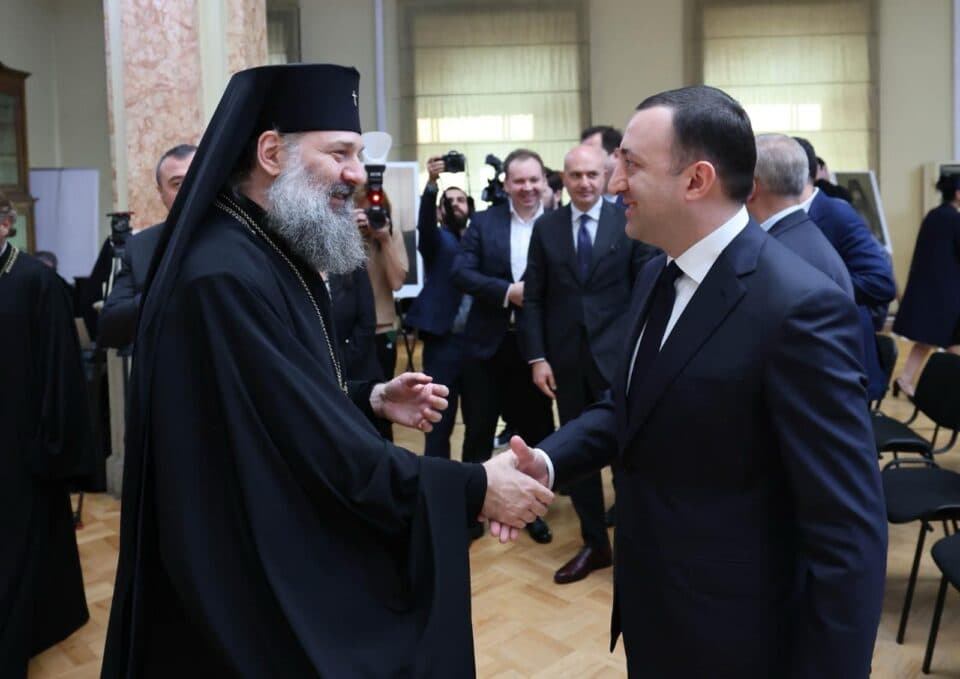 პრემიერი – ჩვენს ისტორიაში არაერთი ადამიანია, რომელთა ღვაწლი, ჩვენი სამშობლოსთვის თავდადება უფრო მეტ აღიარებასა და დაფასებას იმსახურებს, მათ შორისაც, განსაკუთრებულია ღირსი ალექსი სენაკელი (შუშანია)