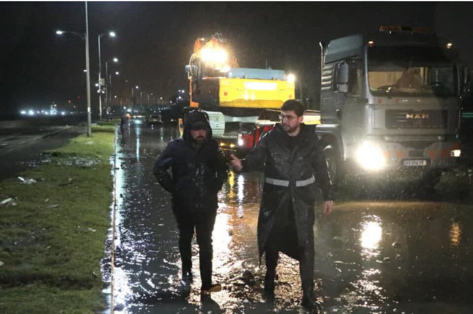 ფოთის მერი – ჩვენ უწყვეტ რეჟიმში ვაგრძელებთ სტიქიის სალიკვიდაციო სამუშაოებს