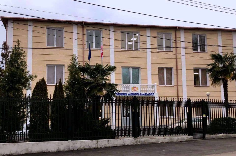 ზუგდიდში ნარკოდანაშაულის ბრალდებით დაკავებულ 2 უცხოელს აღმკვეთად პატიმრობა შეეფარდა