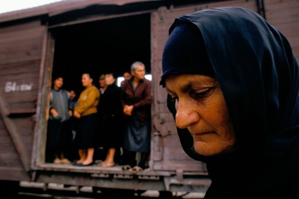 აფხაზეთში შეიარაღებული კონფლიქტის დროს დაღუპული მეომრების დედებს ფინანსური დახმარება გაეწიათ