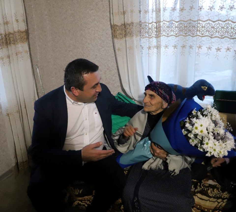 მარტვილის მერმა ლიდა ფაცაციას 100 წლის იუბილე მიულოცა