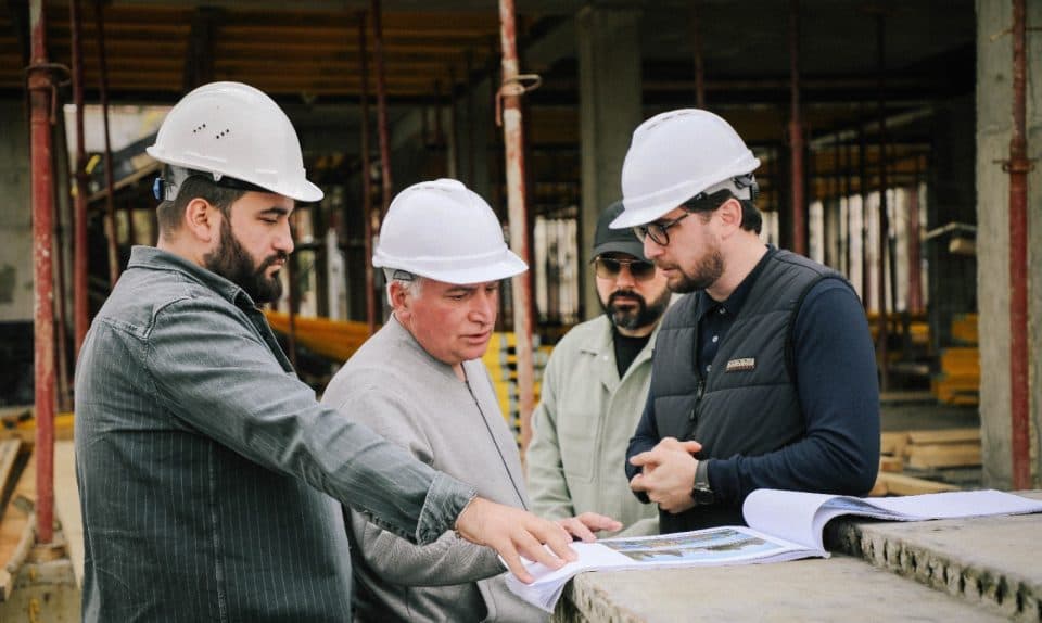 ფოთის მერი: „ჩვენი გუნდი ცენტრალურ ხელისუფლებასთან ერთად აგრძელებს ზრუნვას ქალაქში საგანმანათლებლო ინფრასტრუქტურის გაუმჯობესებაზე“