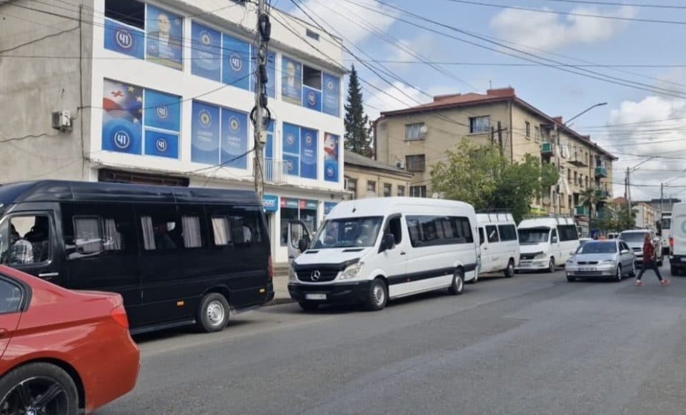სამეგრელო-ზემო სვანეთის რეგიონიდან თბილისში გამართულ აქციაზე 12 ათასზე მეტი ადამიანი გაემგზავრა