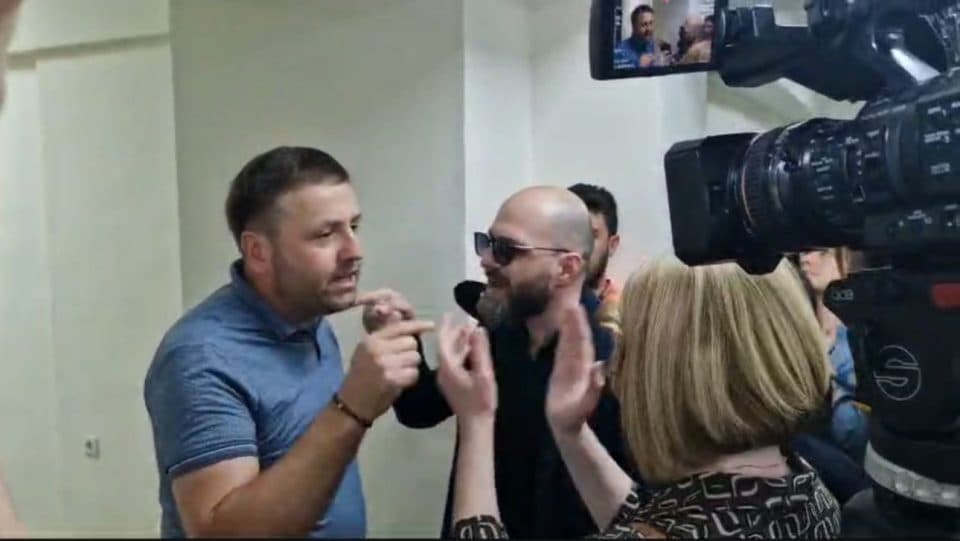 თაზო ფაცაცია არასამთავრობოებს: როლანდ ახალაია აქ ხალხს, რომ იჭერდა ერთი ხმა არ ამოგიღიათ