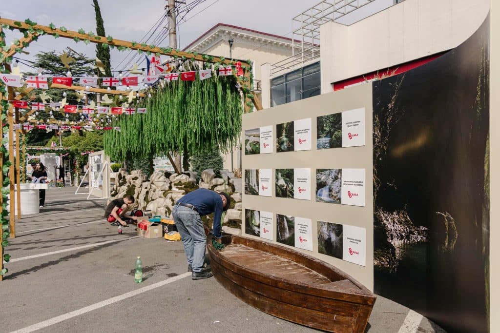 დამოუკიდებლობის დღის სამზადისი ზუგდიდში [ფოტორეპორტაჟი] - image 2