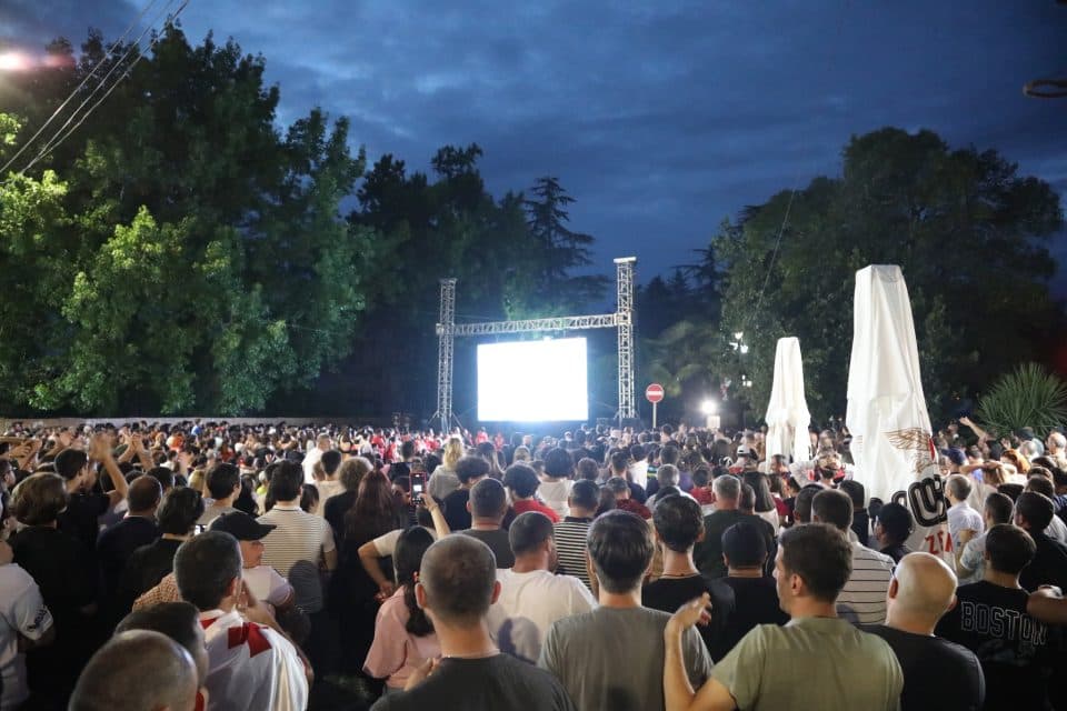 ზუგდიდში დიდი ეკრანზე საქართველო-ჩეხეთის მატჩის ყურება იქნება შესაძლებელი